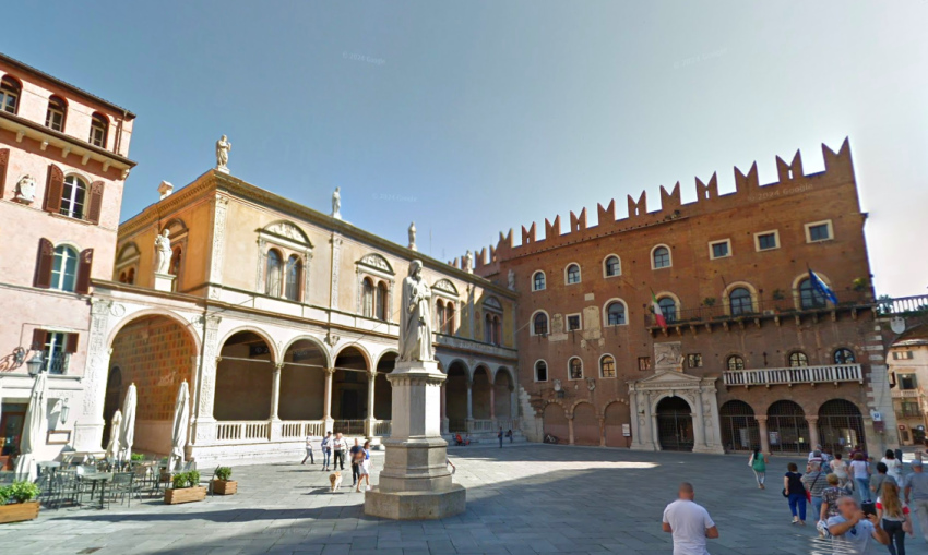 Piazza dei Signori, Verona