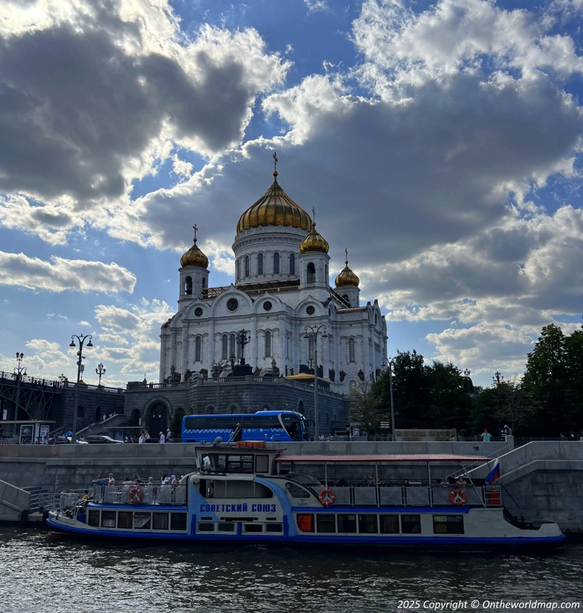 Cathedral of Christ the Saviour, Moscow