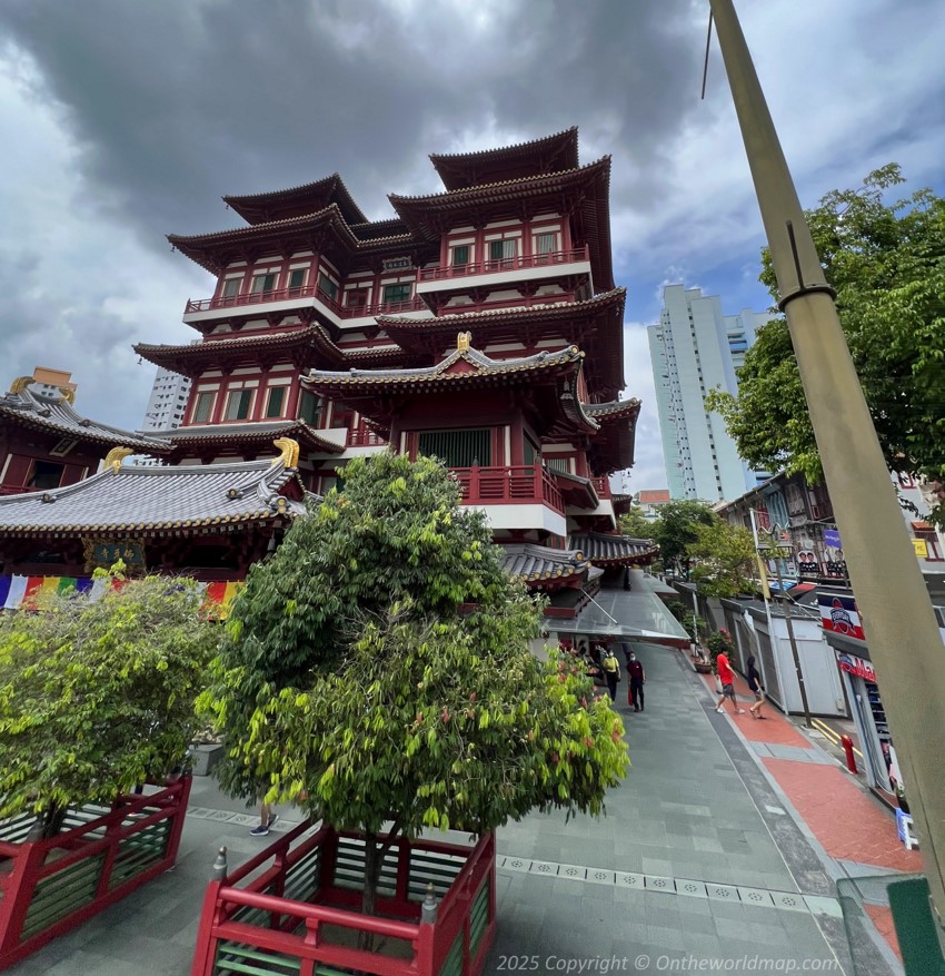 Buddha Tooth Relic Temple, Singapore