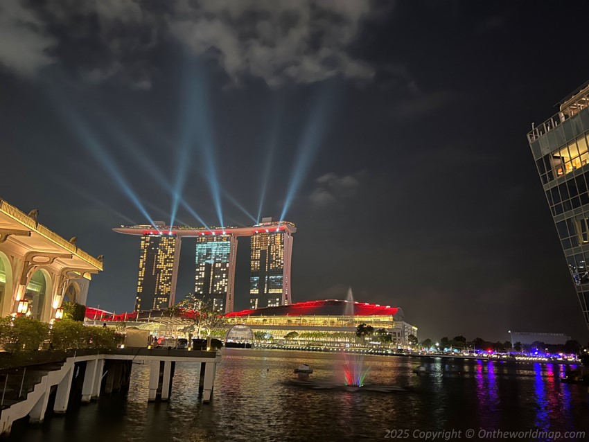 Marina Bay by night, Singapore