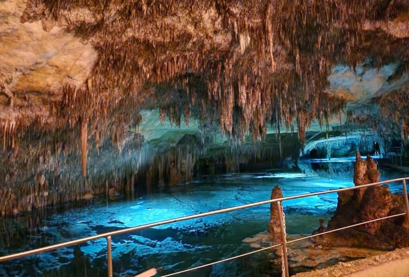 The Cuevas del Drach