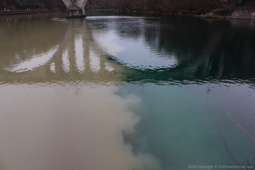 The confluence of the Rhône and Arve